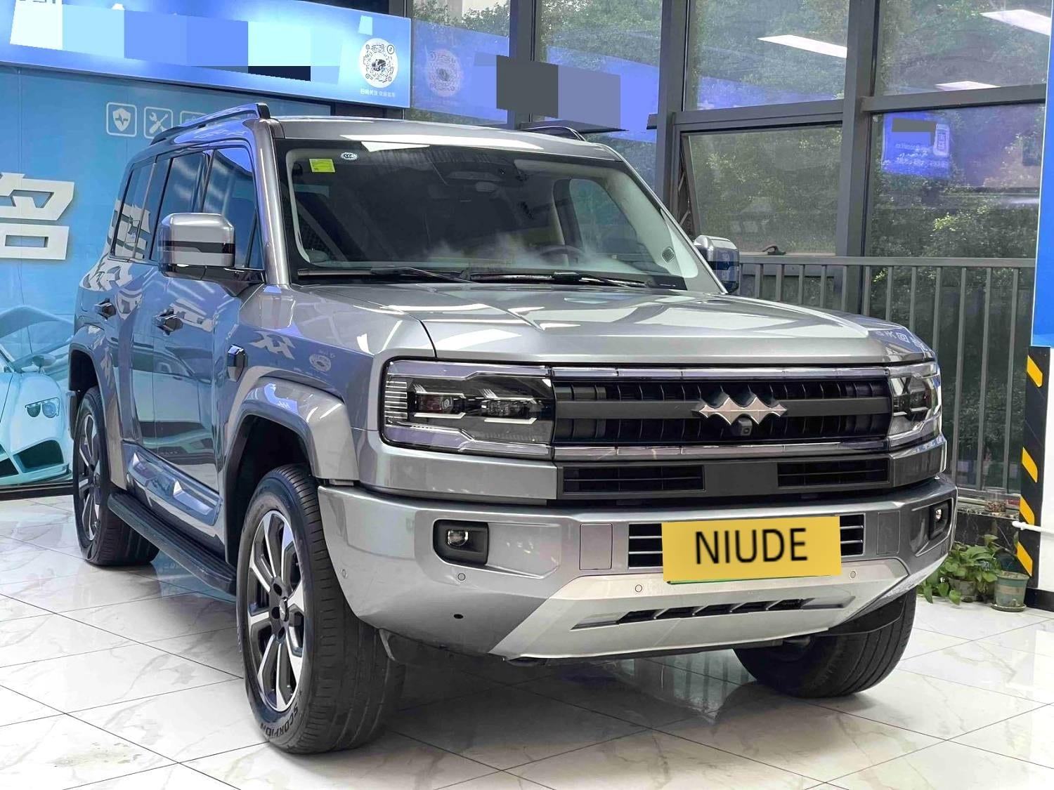 2024 Fangchengbao Leopard 5 — مستعمل SUV