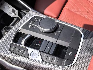 BMW 325i 2.0T M Sport Shadowline - 5