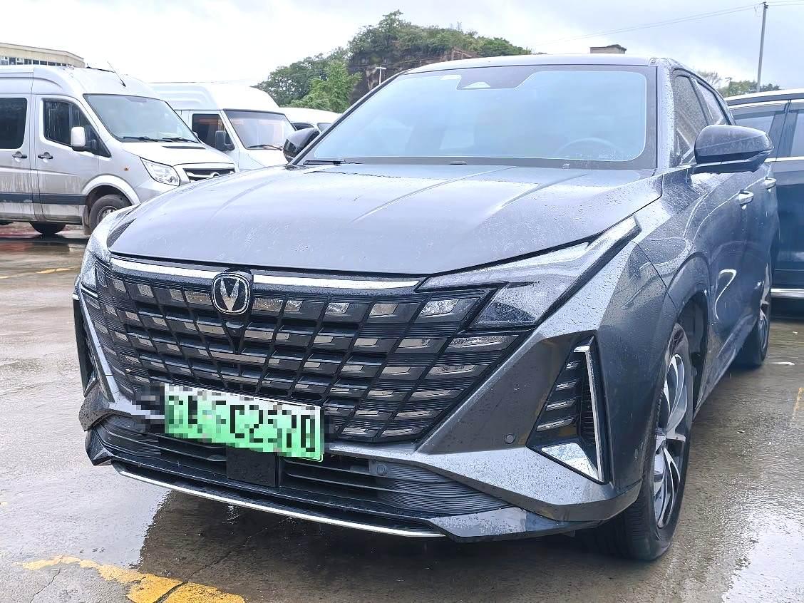 2024 Changan UNI-Z Smart ElectriciDD 1.5 125km Excellence مستعمل SUV — image 1