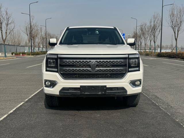 2023 Dongfeng Forthing Dadao Forthing All-Rounder 2.3TAT Gasoline Commercial-Passenger Edition AWD Standard Wheelbase Comfort Occasion Berline — image 1