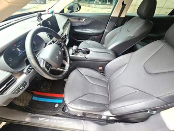 Hongqi E-QM5 450km Mobility Edition - 5