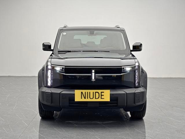 2024 i Car 03 Long Range RWD Occasion SUV — image 1