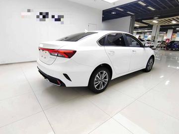 Kia K3 - 4