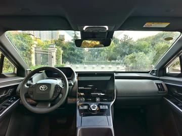 Toyota bZ4X 615 MAX Edition - 5