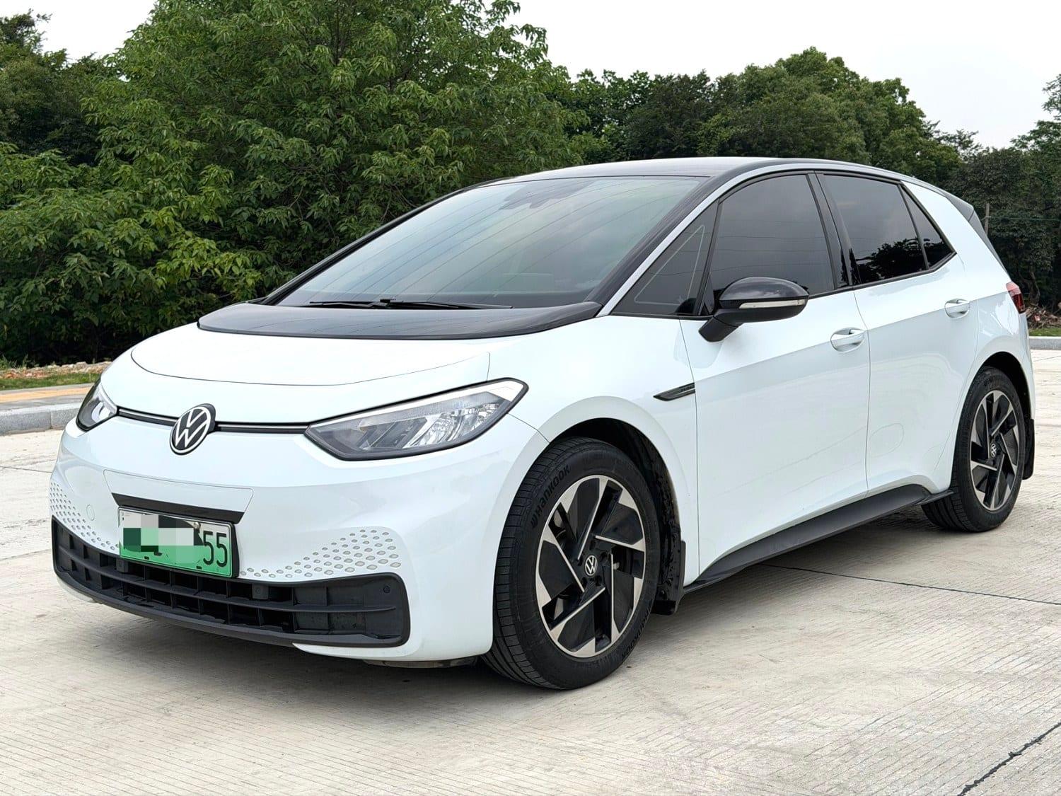 2023 Volkswagen ID.3 Sheng Class Chun Jing Smart Enjoy Edition Used Hatchback — image 1